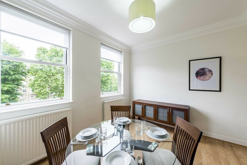 Фото Somerset Court Apartments