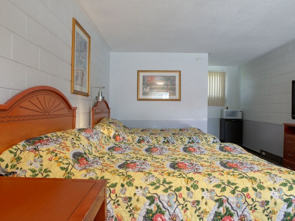 Фото Hotel Richmond Hill On North