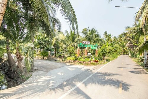 Гостиница Oyo 696 Reuntonnam Amphawa в Самутсонгкхраме