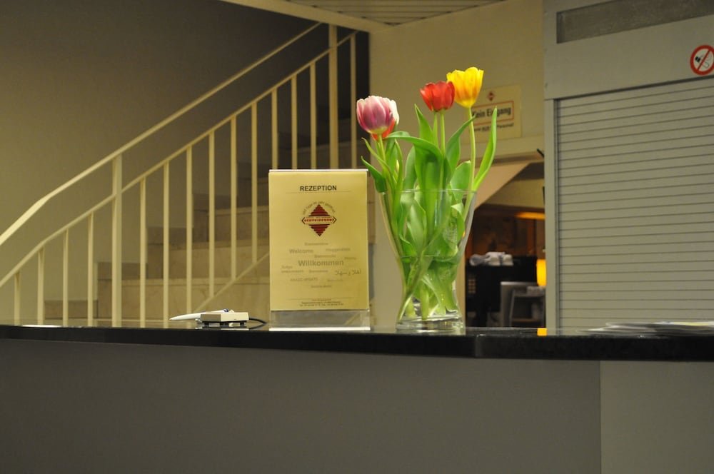 Фото Hotel Schweizerhof Wetzikon GmbH