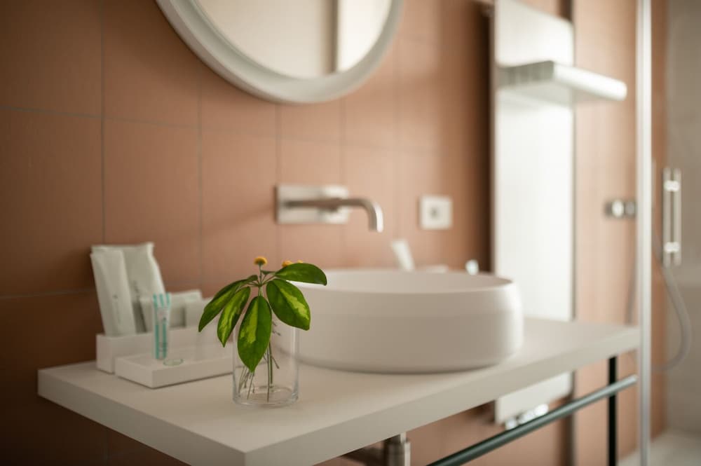 Фото Laguna Faro Suites - Adults Only & Free Beach