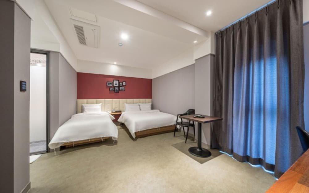 Фото Soseol Smith Hotel
