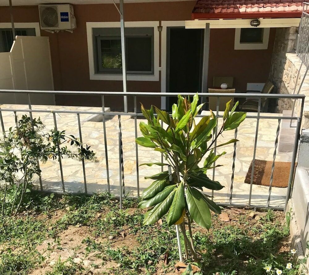 Фото PargaLand Studios & Apartments