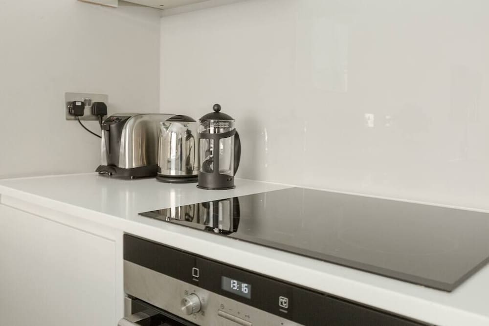 Фото Modern 1br Period Property in Kensington