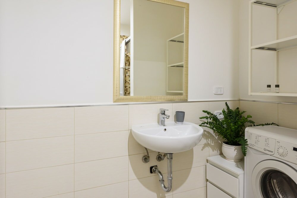 Фото Novella Contemporary Apartment