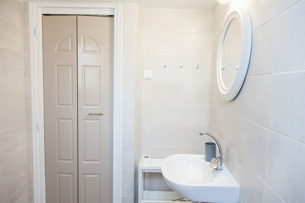 Фото Brand new apt in central Athens