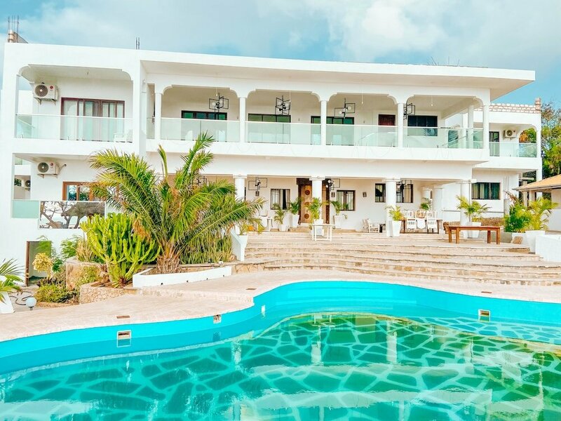 Гостиница Met Beach Resort