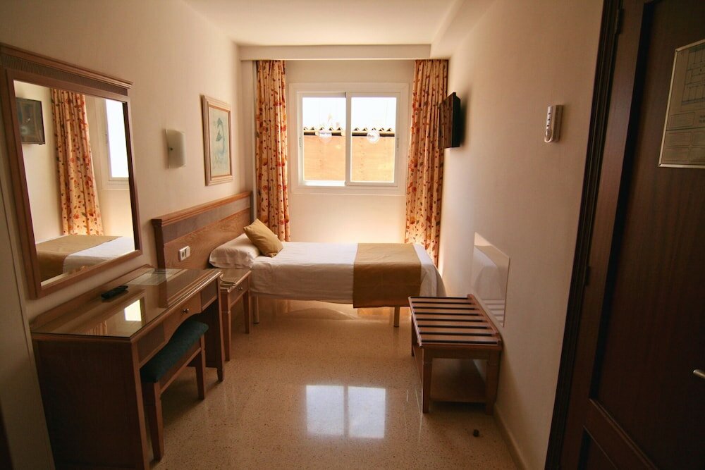 Фото Hotel Cabot Playa Grande - Adults Only