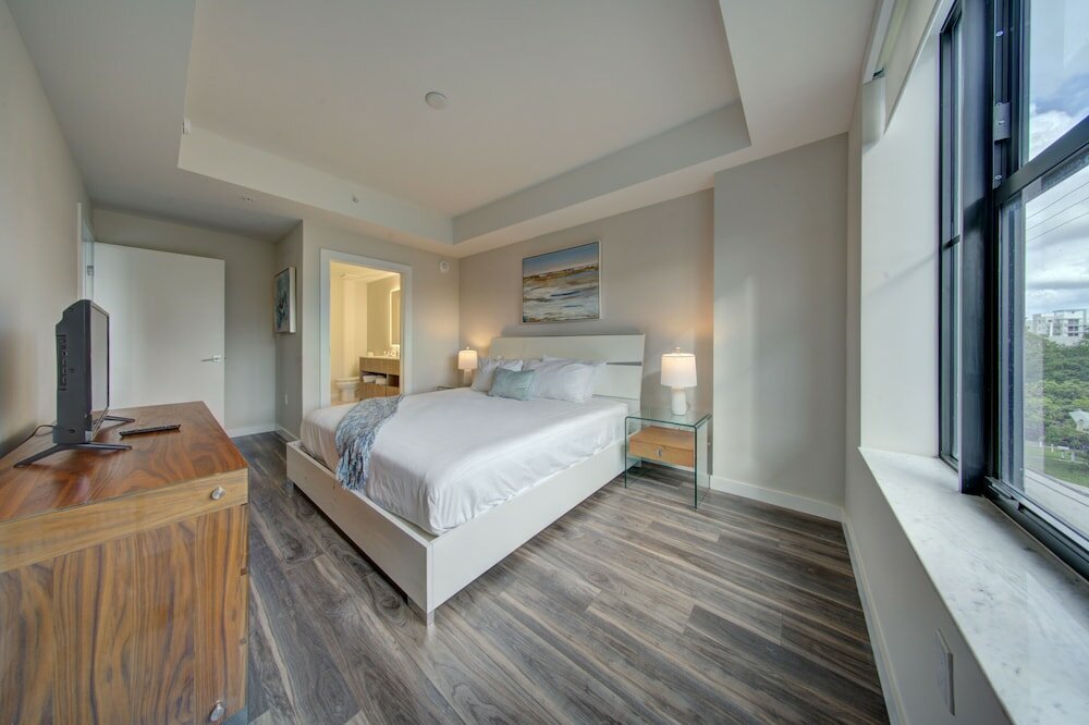 Фото Motif by Moderno