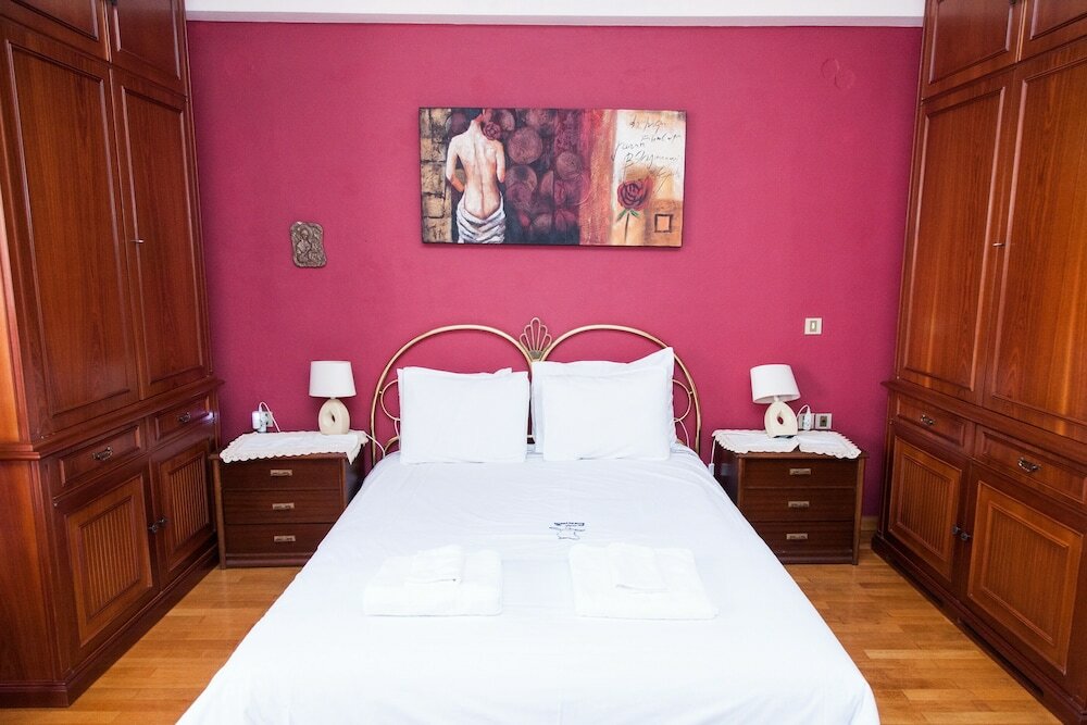 Фото Elegant Spacious Marousi Apt