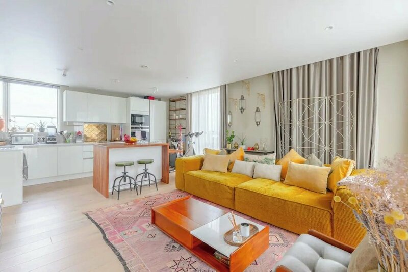 Гостиница Chic 2bd Flat With Roof Terrace - Kilburn в Лондоне