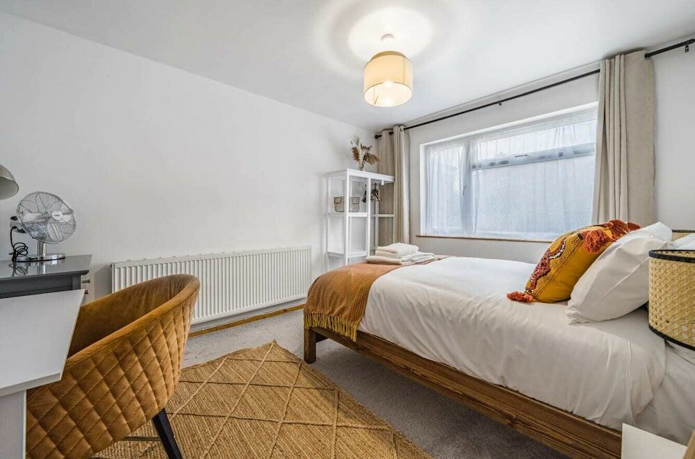 Фото The Retreat - Large House Bham Centre