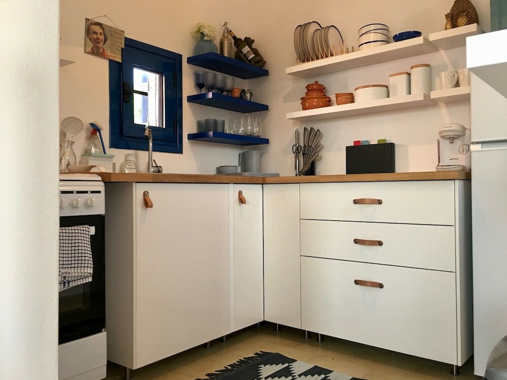 Фото Aphrodite and Apollo Apartments