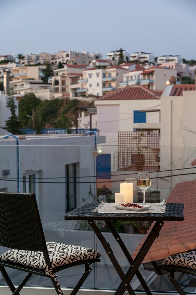 Фото Salty Colours Apartments