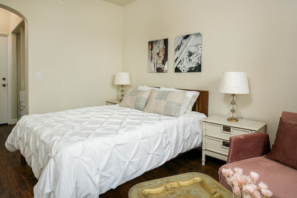 Фото Cdc Cleaning Standard! Studio Near Hollywood