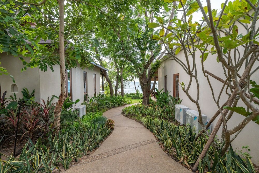 Фото Samed Tamarind Beach Resort