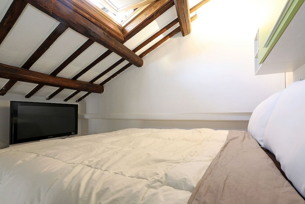 Фото Monserrato Apartment