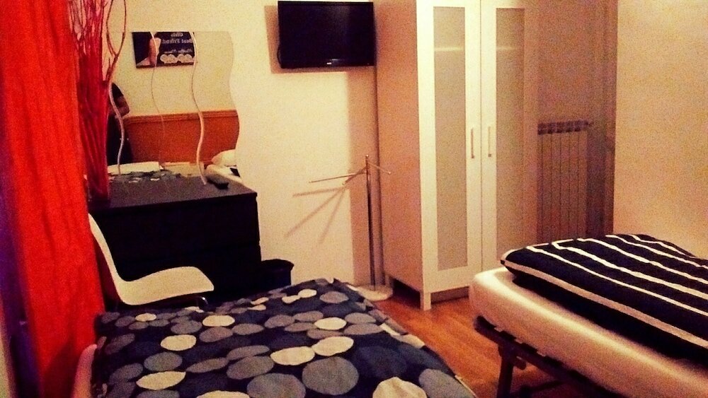 Фото Roman Place