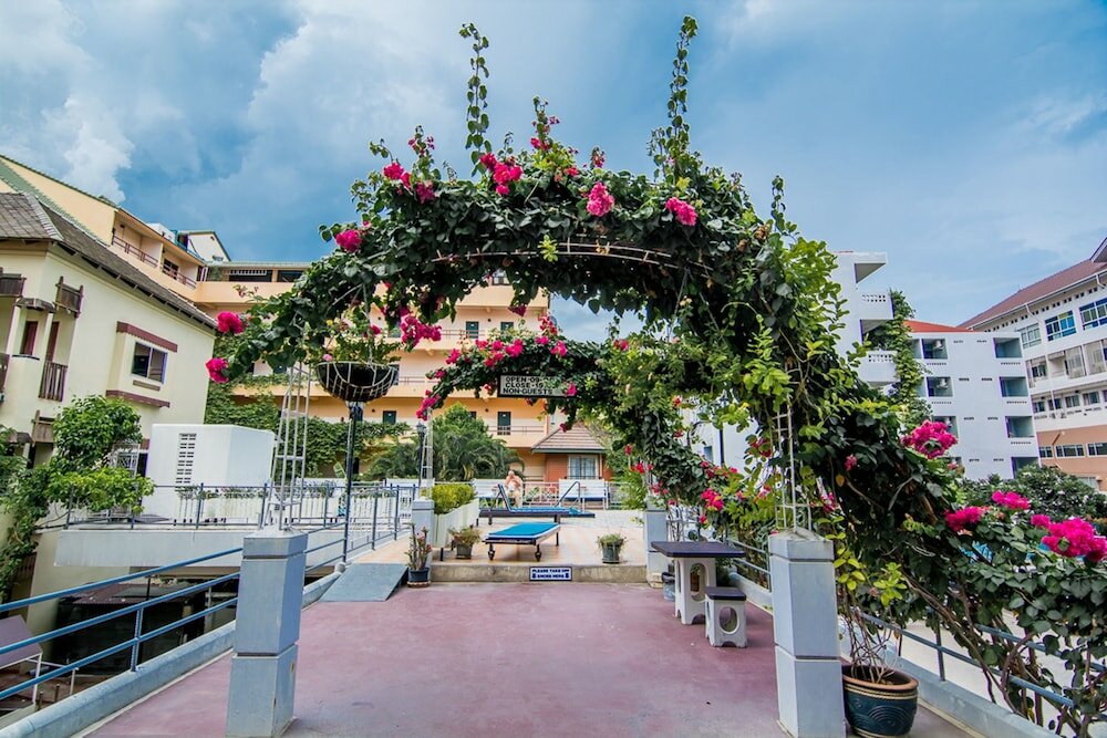 Фото Sutus Court 1