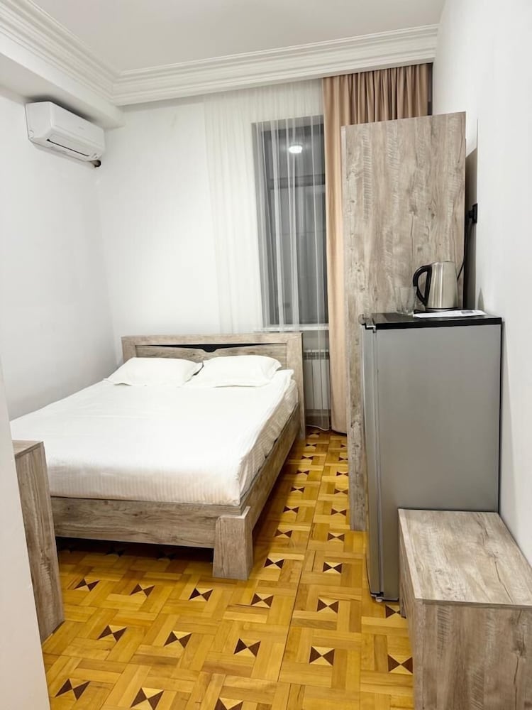 Фото Mansion Hotel Yerevan