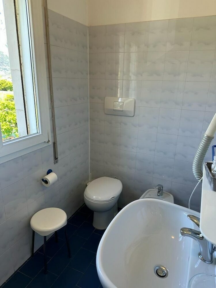 Фото Bike Garnì Villa Maria Torbole