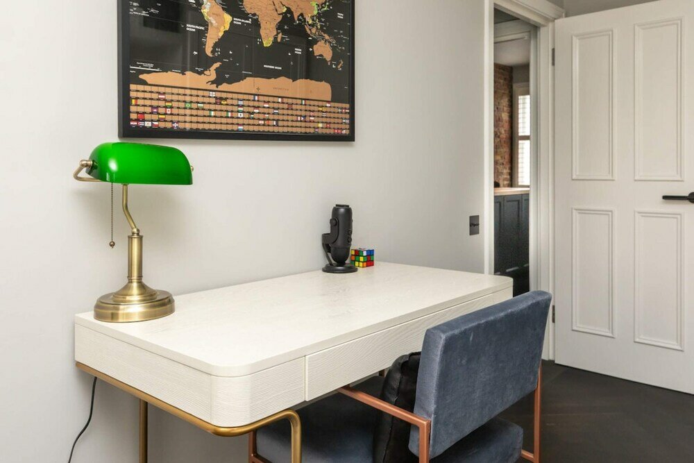 Фото Dazzling Top Floor 1bedroom Flat - Earl's Court!