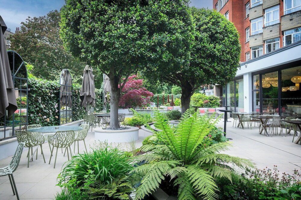 Фото Bedford Hotel