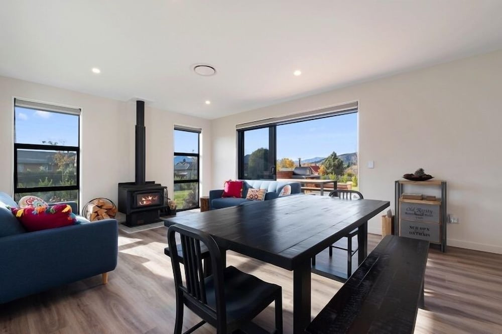 Фото Sapphire Spring Rise