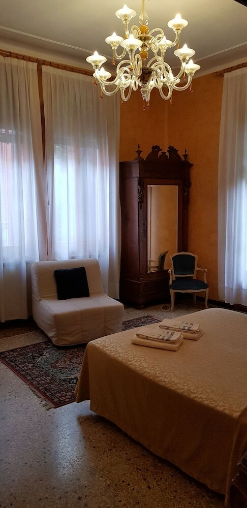 Фото Bed & Breakfast Venezia