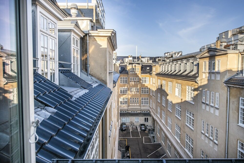 Фото By the Garden 2 - Into This Place