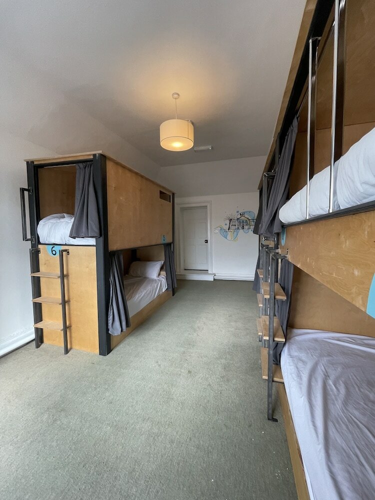 Фото Leevin Hostel George