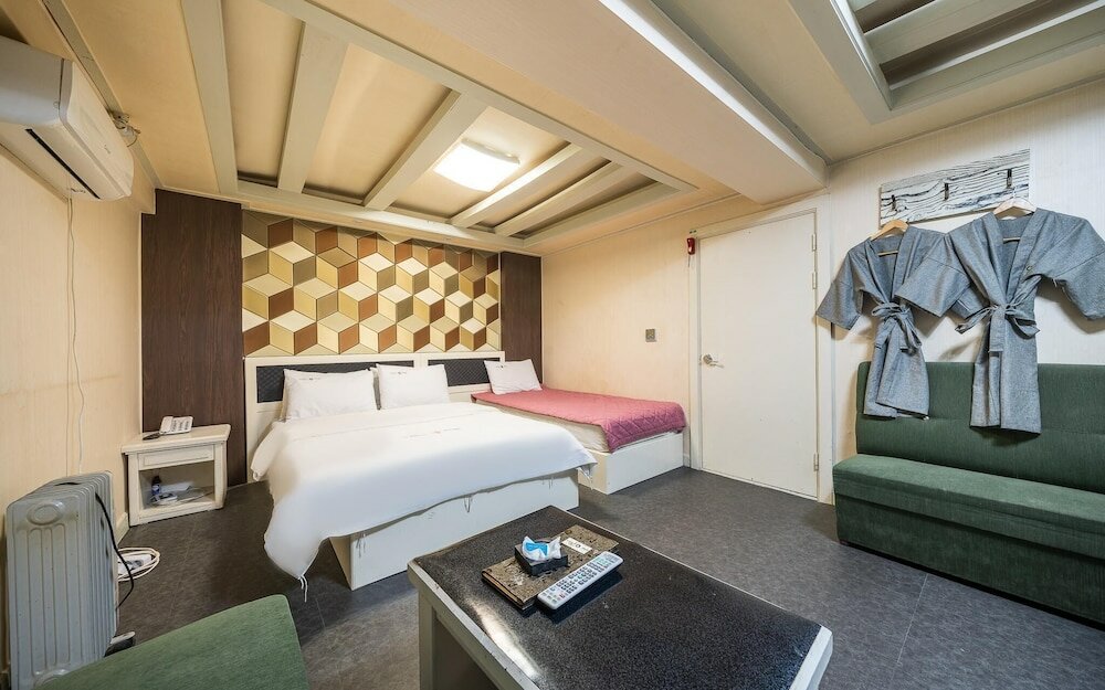 Фото Bucheon You&me