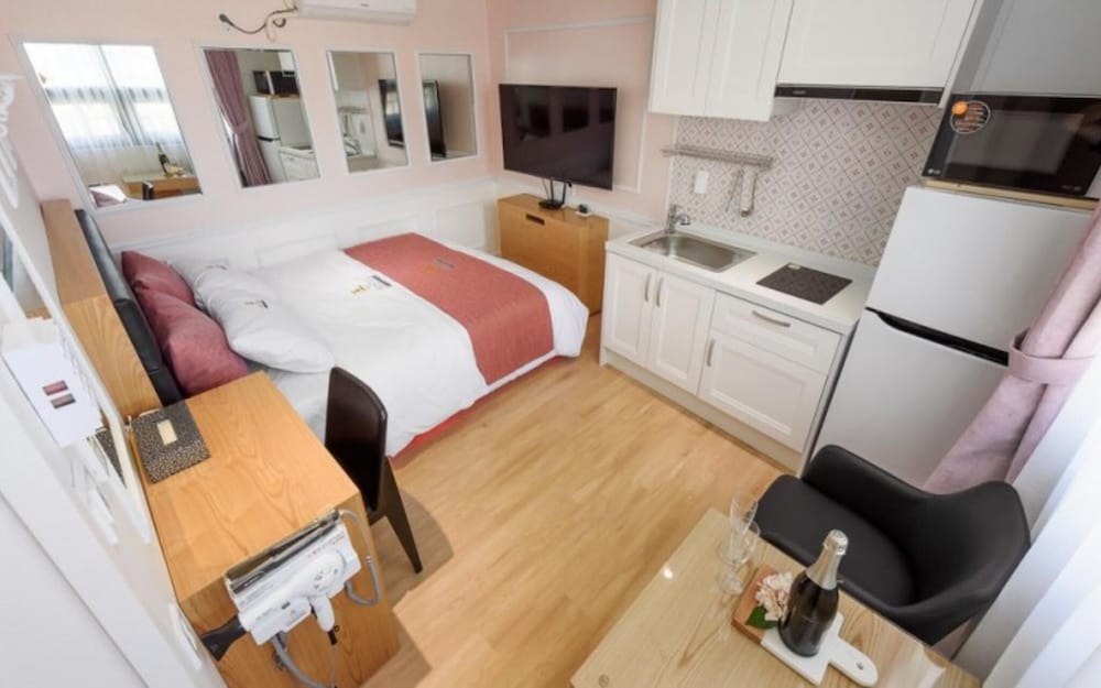 Фото Yeosu Hue Pension & Hostel