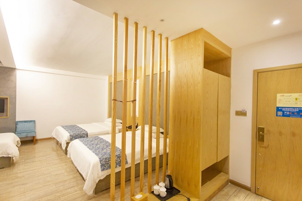 Фото Zhangjiajie Yunqi Inn