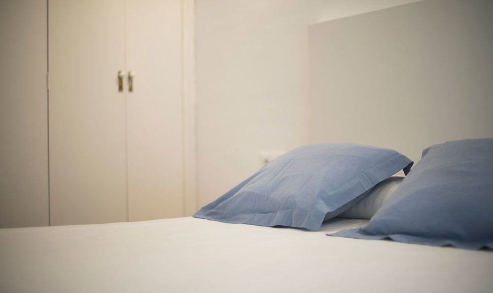 Фото Apartamentos Montserrat 32