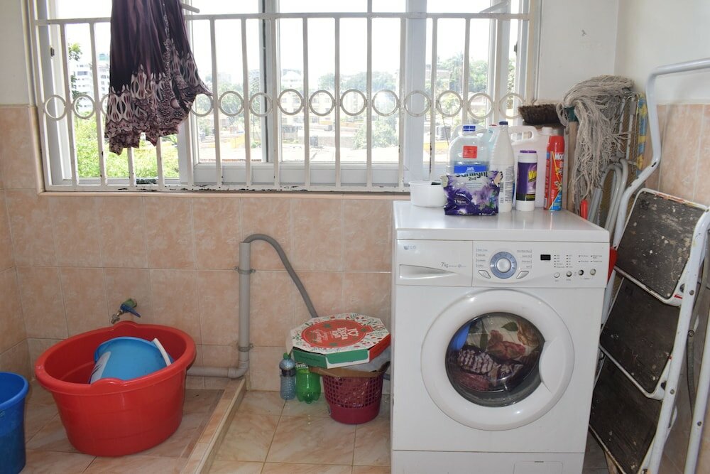 Фото Bustani Apartment