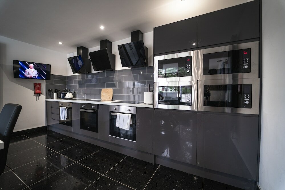 Фото The Ashcroft Apartments