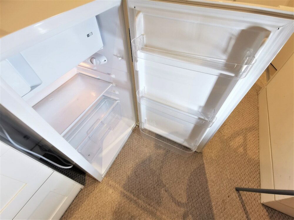 Фото Spacious Double Room with en-suite - 2c