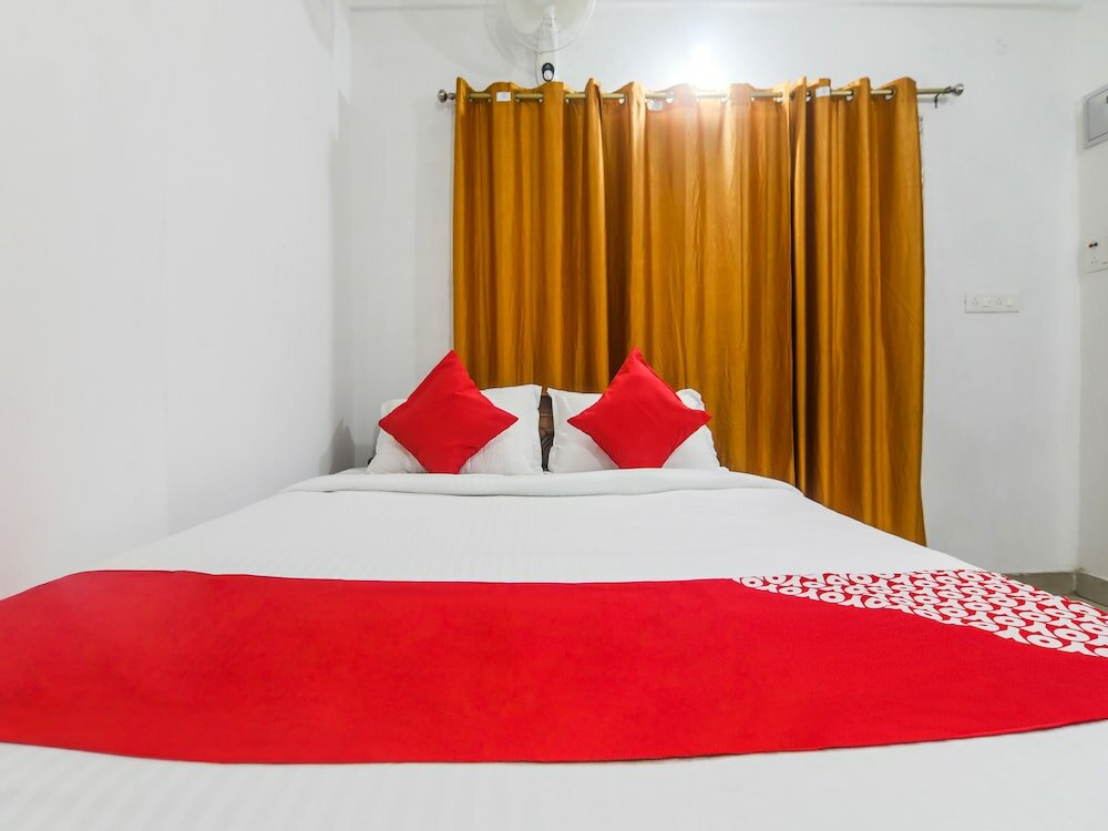 Фото Oyo Flagship 15828 Neexotica