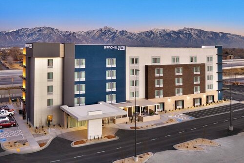 Гостиница SpringHill Suites by Marriott Salt Lake City West Valley в Вест-Велли-Сити