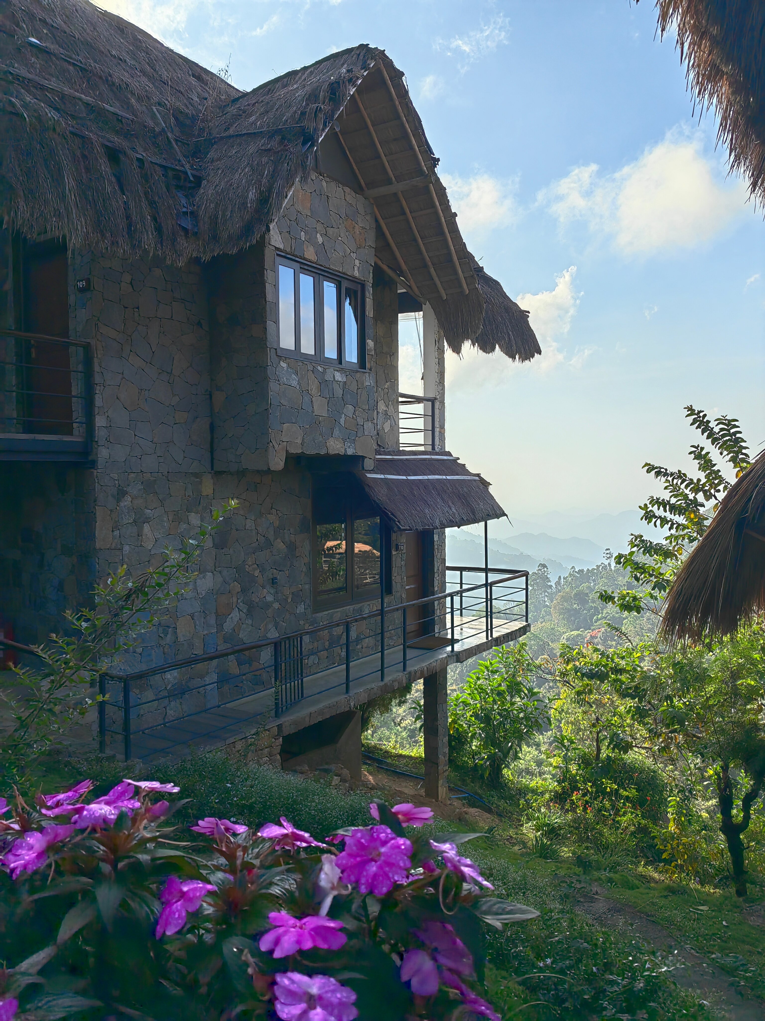 Фото 98 Acres Resort & SPA