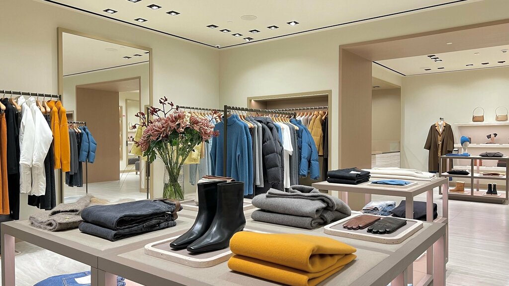 Clothing store 12 storeez Kazahstan, Almaty, photo