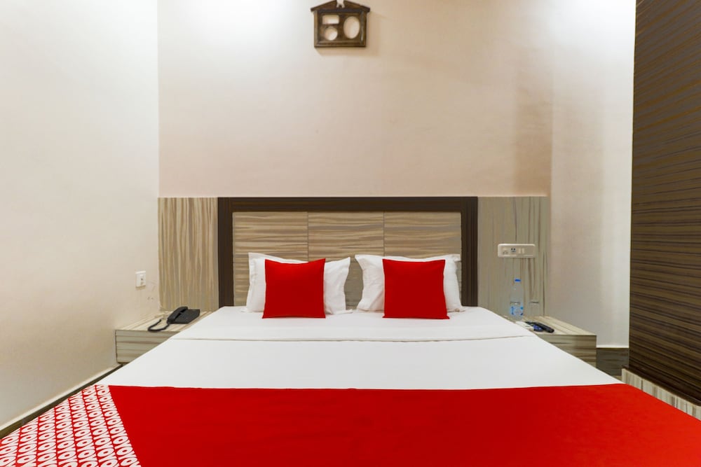 Фото Oyo 45965 Hotel Krishnam