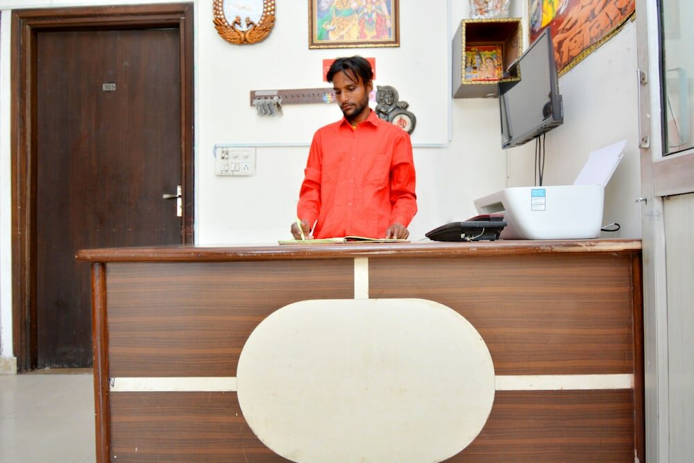 Фото Oyo 39597 Prince Paradise