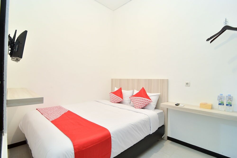 Фото Oyo 1060 Rungkut Mejoyo Selatan