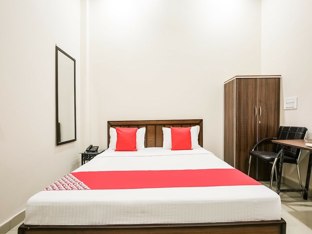 Фото Oyo 47577 Hotel Goldenland