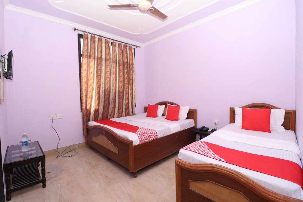 Фото Oyo 37723 Pam And Chand Guest House