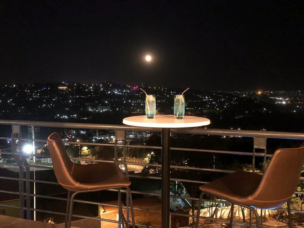 Фото Mythos Boutique Hotel