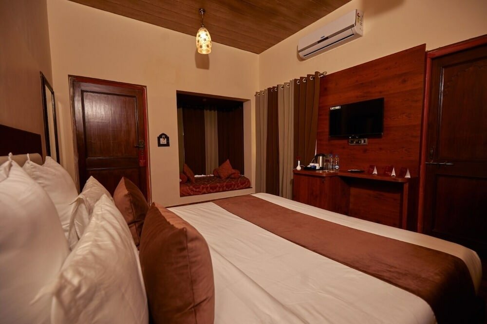 Фото Vijay Garh Resort Udaipur