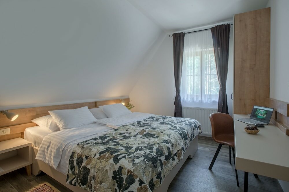 Фото The Starlings Apartments